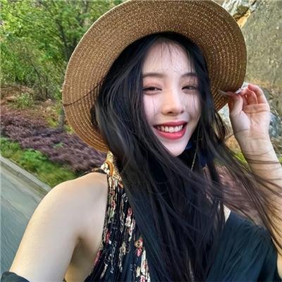 锁红颜